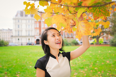 Graduation_love_couple-photo_shoot_London-Kensington_Autumn_outdoor_05