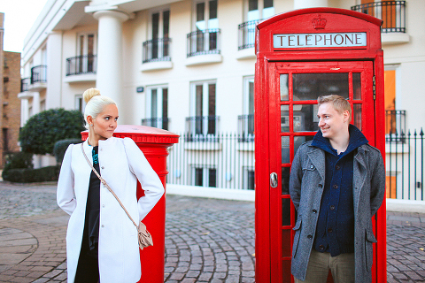 love-story-engagement-photoshoot-london-autumn-tower-bridge-st-katharine-docks_23