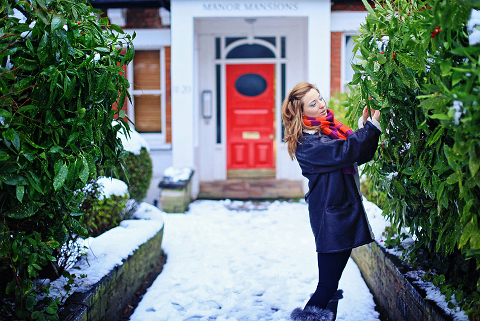 winter-fashion-portrait-photo-shoot-snow-Belsize-park_10