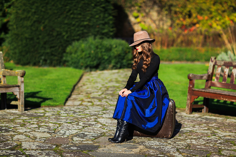 london_autumn_fashion_photo_shoot_style_model_park_vintage_37