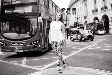 London-outdoor-portrait-photo-shoot-summer-Big_Ben_westminster-piccadilly-trafalgar-square-13