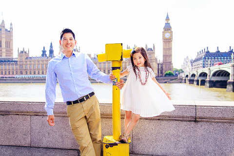 Family-outdoor-summer-photo-shoot-London-Big-Ben-Westminster_kids_07