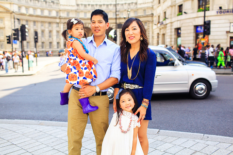 Family-outdoor-summer-photo-shoot-London-Big-Ben-Westminster_kids_41