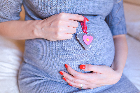 Pregnancy photoshoot london maternity couple wimbledon 09