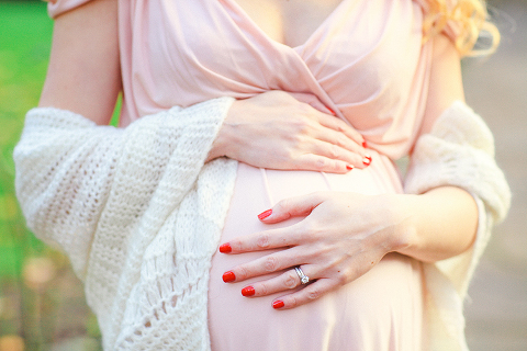 Pregnancy photoshoot london maternity couple wimbledon 30