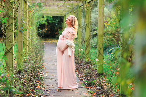 Pregnancy photoshoot london maternity couple wimbledon 31