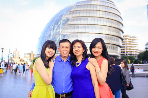Family photoshoot in London Westminster Buckingham  Big Ben Tower15