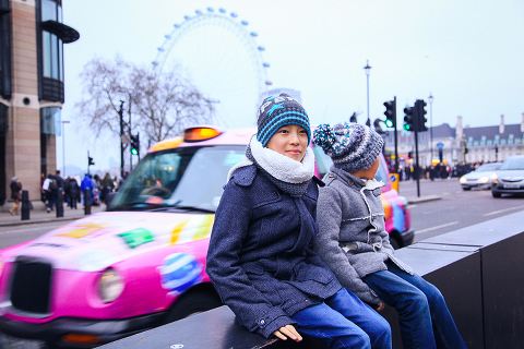 london family outdoor big ben westminster photo shoot kids winter_07