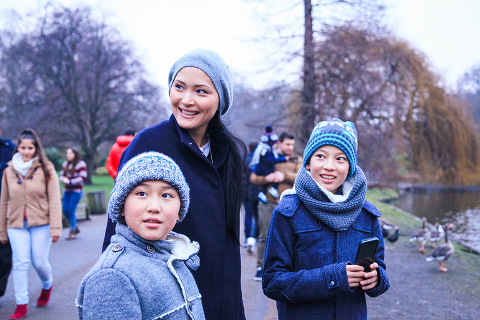 london family outdoor big ben westminster photo shoot kids winter_14