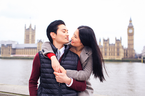 engagement pre wedding photo shoot london westminster big ben spring couple love _ 09