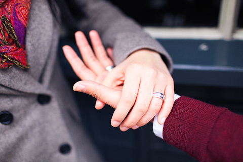 engagement pre wedding photo shoot london westminster big ben spring couple love _ 25