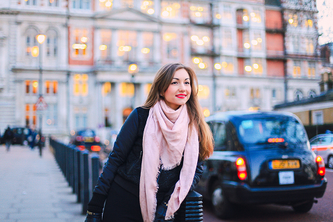 London outdoor spring photoshoot evening westminster big ben st james park piccadilly_21