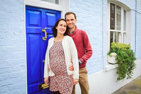 pregnancy photo shoot in notting hill london couple hyde park spring_ (10)