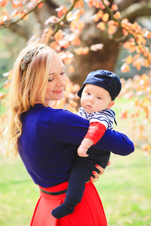family spring outdoor photo shoot wimbledon london cannizaro park baby boy portrait _07