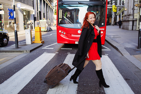 portrait glamour street style photo shoot london liverpool station covent garden kensington evening_18