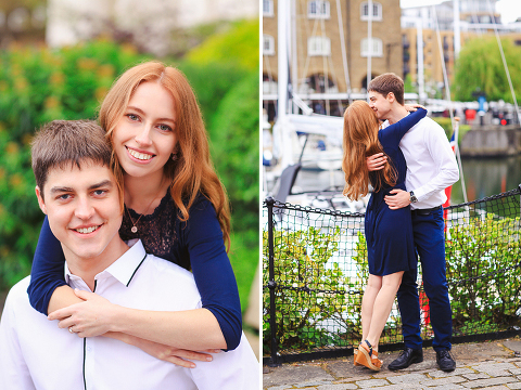 engagement pre wedding couple love story photo shoot london tower bridge st katharine docks red heart balloons (12)