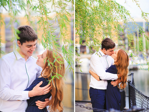 engagement pre wedding couple love story photo shoot london tower bridge st katharine docks red heart balloons (23)