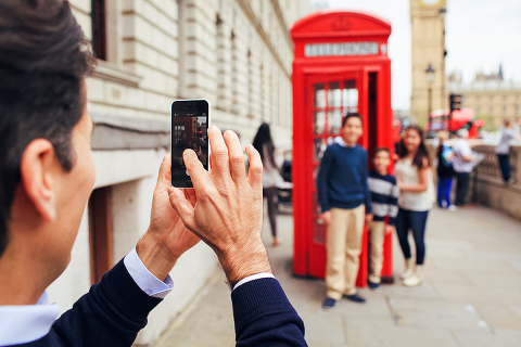 family photo shoot London Big Ben Westminster Mall summer (10)