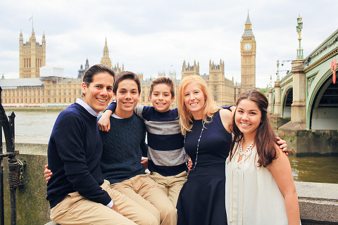 family photo shoot London Big Ben Westminster Mall summer (3)