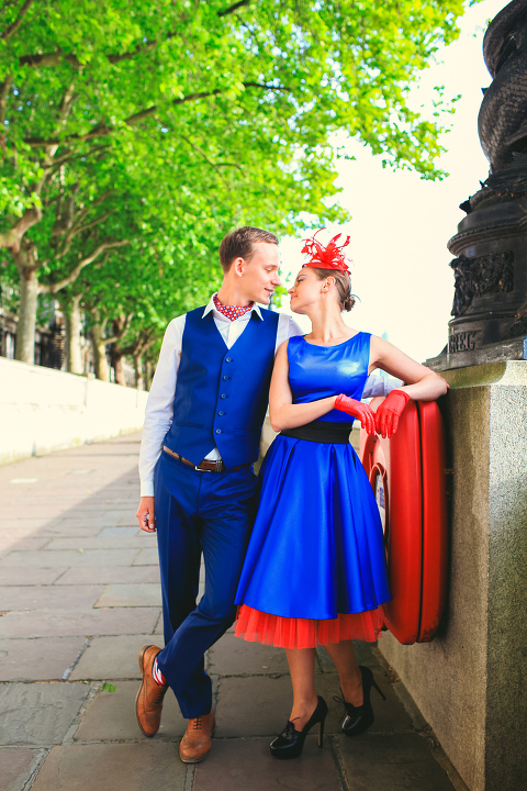 engagement London photo shoot photographer wedding pre-wedding westminster big ben love couple romantic 50's (1)