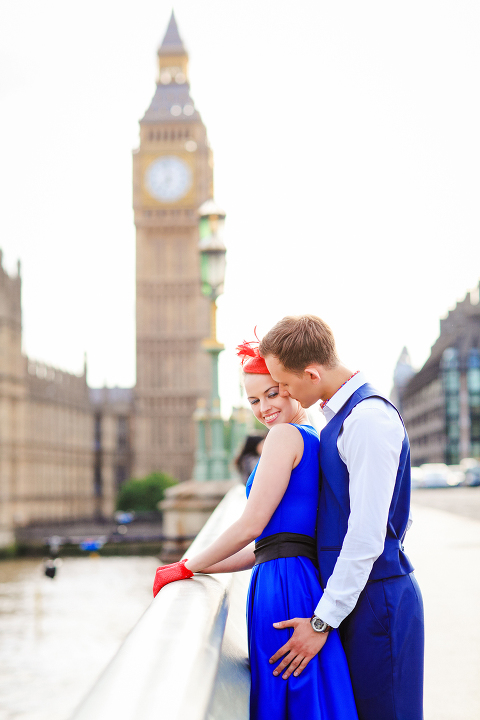 engagement London photo shoot photographer wedding pre-wedding westminster big ben love couple romantic 50's (10)