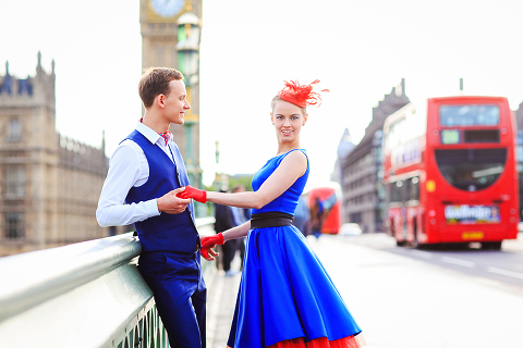 engagement London photo shoot photographer wedding pre-wedding westminster big ben love couple romantic 50's (13)