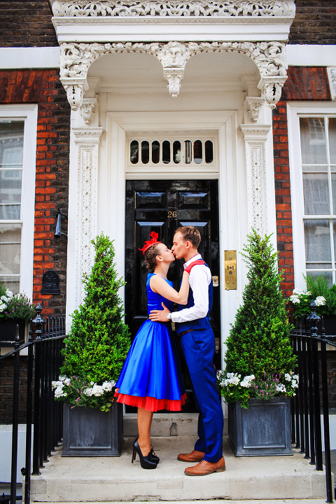 engagement London photo shoot photographer wedding pre-wedding westminster big ben love couple romantic 50's (31)
