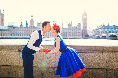 engagement London photo shoot photographer wedding pre-wedding westminster big ben love couple romantic 50's (4)