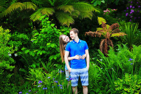 engagement pre wedding couples love story photo shoot summer London Regents park Belsize Marylebone (20)