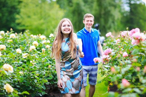 engagement pre wedding couples love story photo shoot summer London Regents park Belsize Marylebone (21)