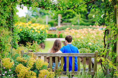 engagement pre wedding couples love story photo shoot summer London Regents park Belsize Marylebone (22)