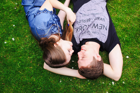 engagement pre wedding couples love story photo shoot summer London Regents park Belsize Marylebone (27)