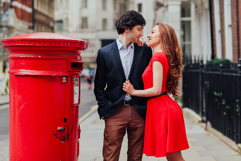 couples engagement pre wedding London photo shoot love story Big Ben Westminster red dress romantic (26)