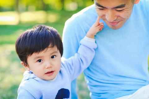 Family kids toddler children photographer London Green park (17)