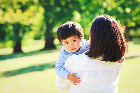 Family kids toddler children photographer London Green park (22)