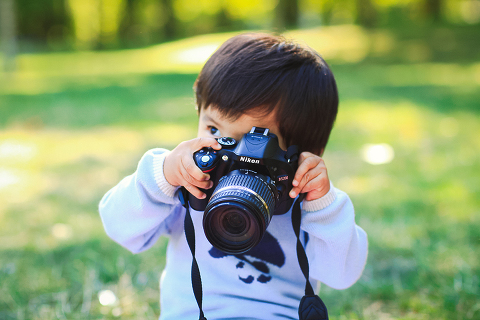 Family kids toddler children photographer London Green park (26)