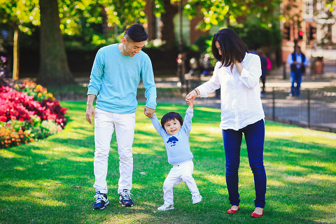 Family kids toddler children photographer London Green park (28)