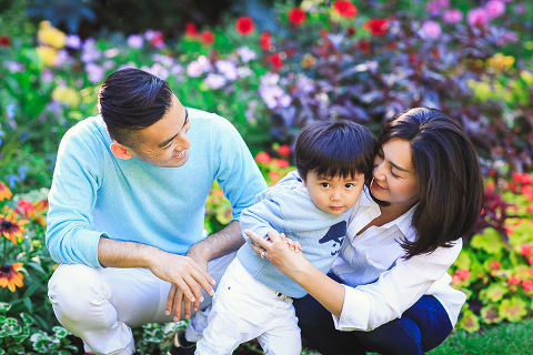 Family kids toddler children photographer London Green park (33)