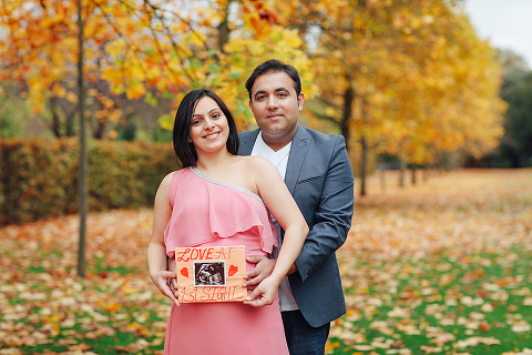 pregnancy maternity couples photo shoot autumn London Regent's park (4)
