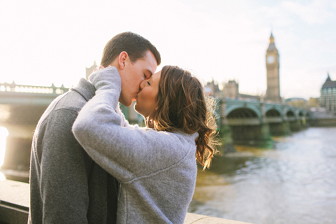 engagement love story pre wedding couples photo shoot London autumn Westminster Big Ben (16)