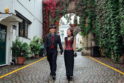 london engagement cosplay pre wedding vintage fantasy autumn photo shoot kynance mews kensington (7)