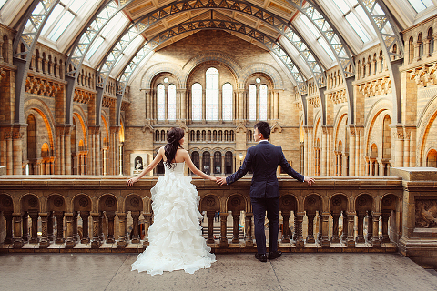 engagement pre wedding photographer London Kensington Natural history museum rainy day couple  (17)