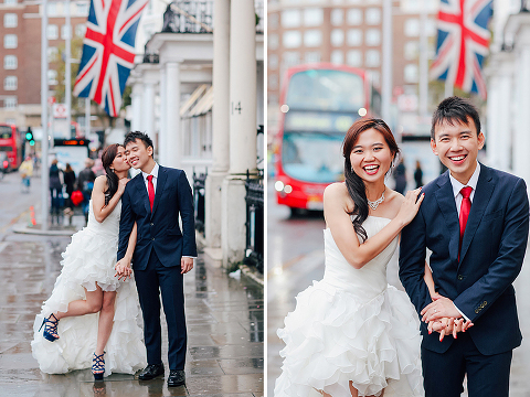 engagement pre wedding photographer London Kensington Natural history museum rainy day couple  (37)