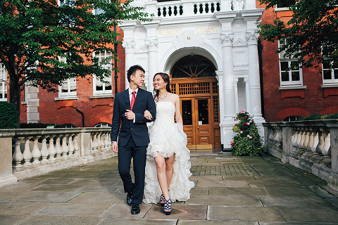 engagement pre wedding photographer London Kensington Natural history museum rainy day couple  (6)