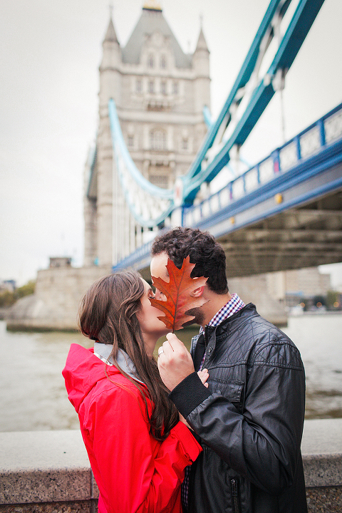 couples engagement love story photo shoot autumn London Borough market Tower Bridge Vinopolis Piazza (14)