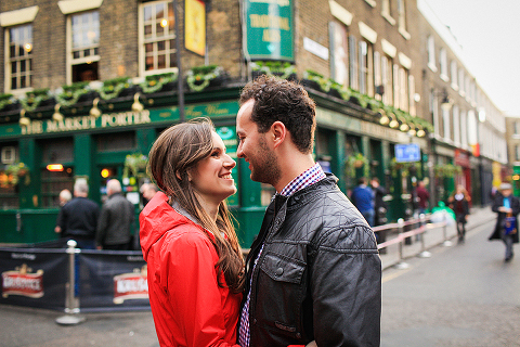couples engagement love story photo shoot autumn London Borough market Tower Bridge Vinopolis Piazza (4)