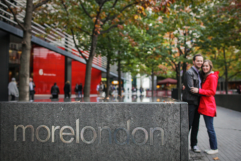 couples engagement love story photo shoot autumn London Borough market Tower Bridge Vinopolis Piazza (8)