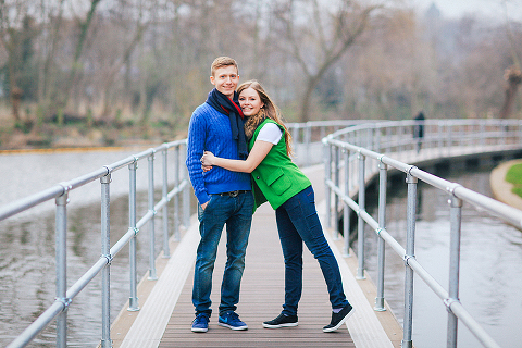 engagement love story couples pre wedding photo shoot London Kings Cross st Pancras station (33)
