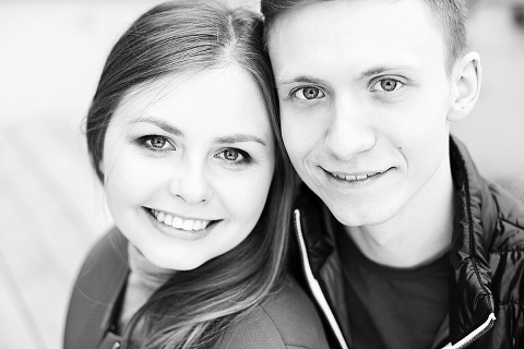 engagement love story couples pre wedding photo shoot London Kings Cross st Pancras station (39)
