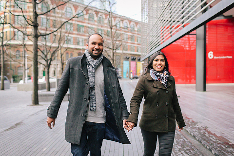 winter London outdoor couples Valentines day photo shoot engagement Westminster Big Ben tower Bridge (19)